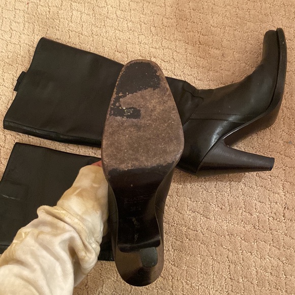 Prada Leather Heeled Boots - Vera Cuoio Size 36.5 - Picture 5 of 9